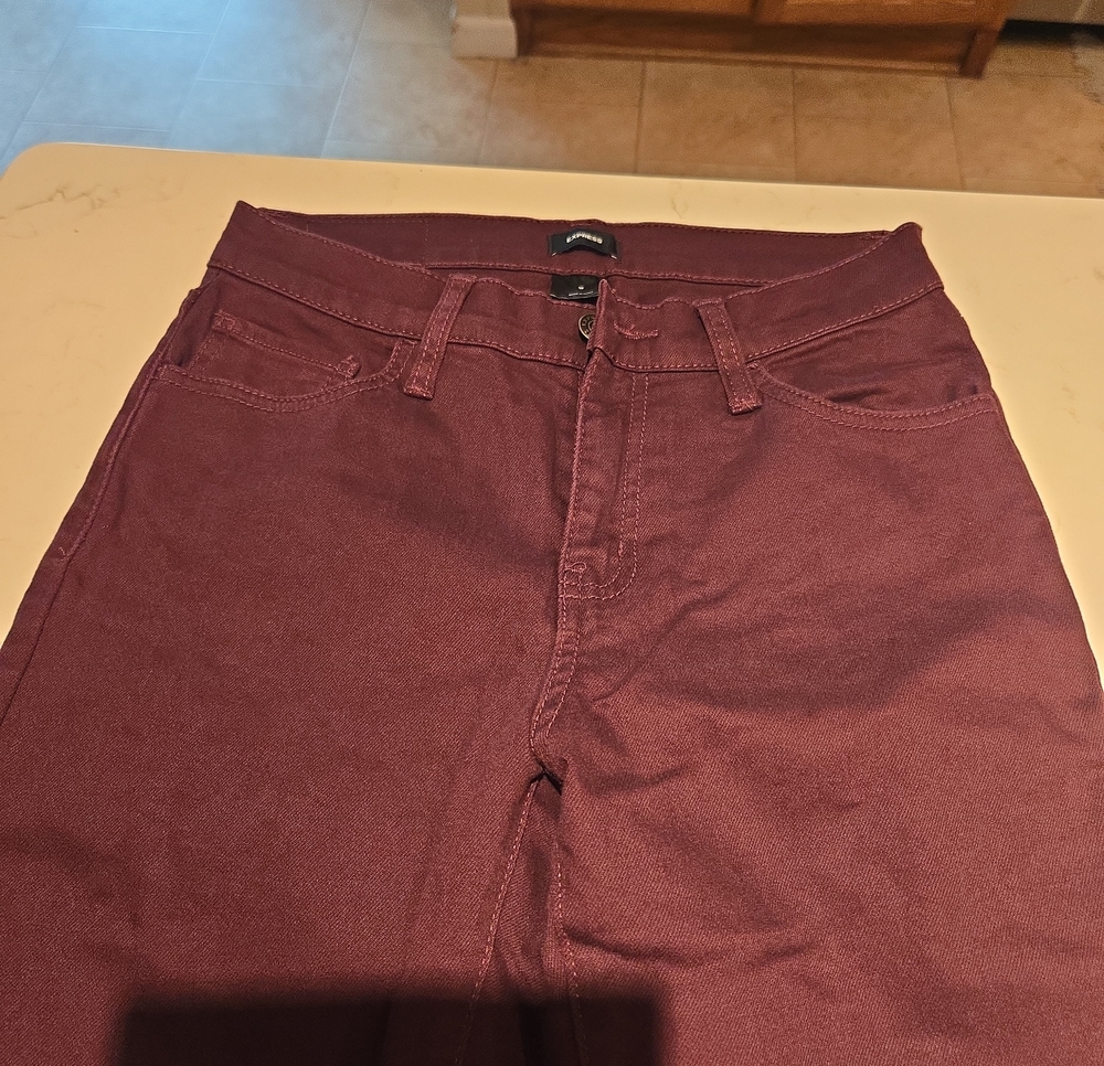 Burgundy Jeans - Classic Straight Fit